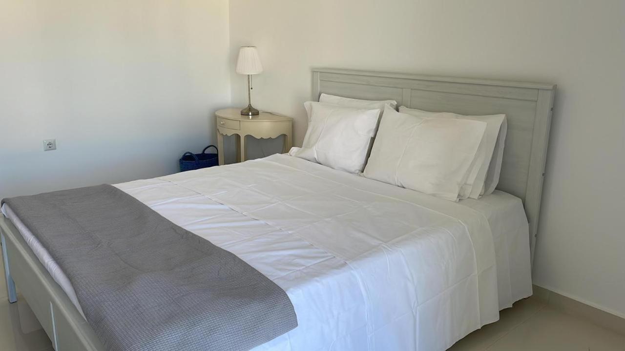 Locals Apartment Karpathos Luaran gambar